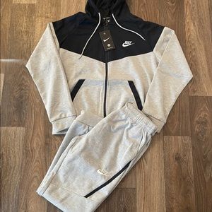 Nike Sweatsuit